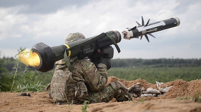 iw_atgw_javelin_p09