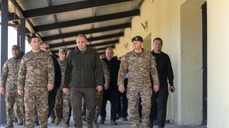 ირაკლი ჩიქოვანმა სპეციალური ოპერაციებისა და ავიაციისა და საჰაერო თავდაცვის სარდლობების სამშენებლო სამუშაოები დაათვალიერა