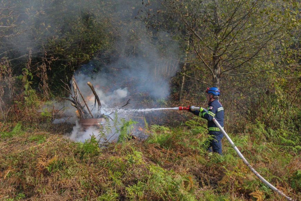 8f2db15e-a87e-4ec9-b088-dd8ce404c32c