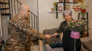 საქართველოს თავდაცვის ძალების სამხედრო მოსამსახურეებმა დაღუპული სამხედროების  დედებს 3 მარტი მიულოცეს