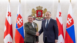 თავდაცვის მინისტრმა სლოვაკეთის შეიარაღებული ძალების გენერალური შტაბის უფროსს უმასპინძლა