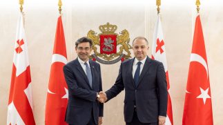 საქართველოს თავდაცვის მინისტრი თურქეთის რესპუბლიკის ახალ ელჩს შეხვდა