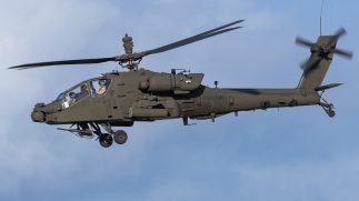 აშშ-ის AH-64 Apache ტიპის საბრძოლო შვუელფრენი  ჰორმუზის სრუტესთან ახლოს ჩამოვარდა