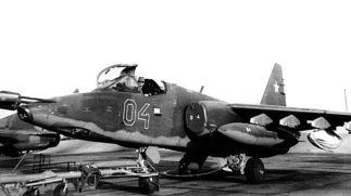 Су-25-одного-из-первых-выпусков-перед-отправкой-в-Афганистан